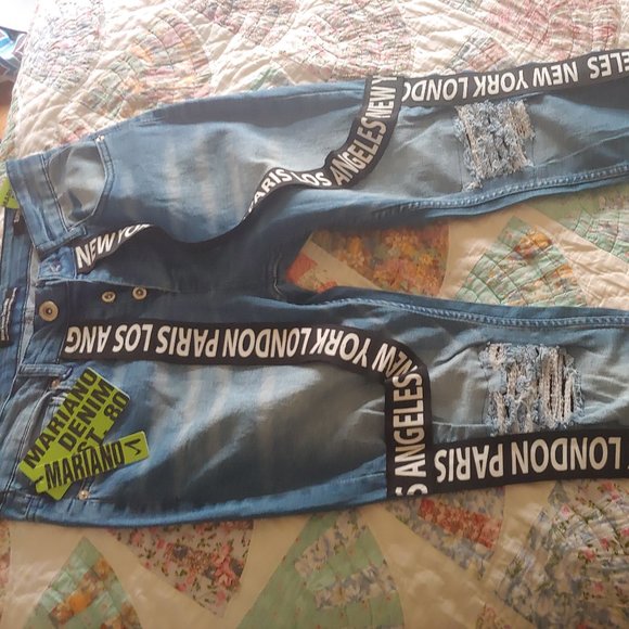 Mariano Denim Jeans - Picture 1 of 3